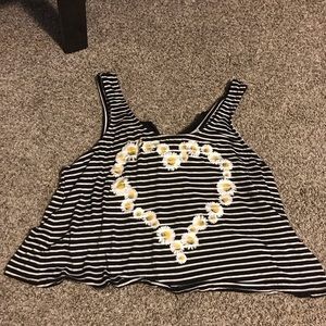 Daisy stripped crop top